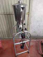 Cargar imagen en el visor de la galería, Licuadora Torrey Jr LP-12 12 litros